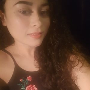 Meet your Posher, Debora noemi